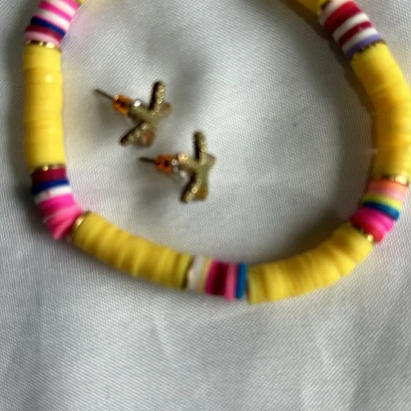 Set - Picture 2 of 5